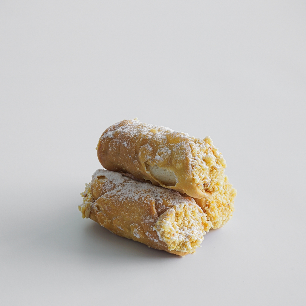 Picture of Mini Biscoff Cannoli