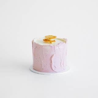 Picture of Lemon & Strawberry Mud Cake 5"