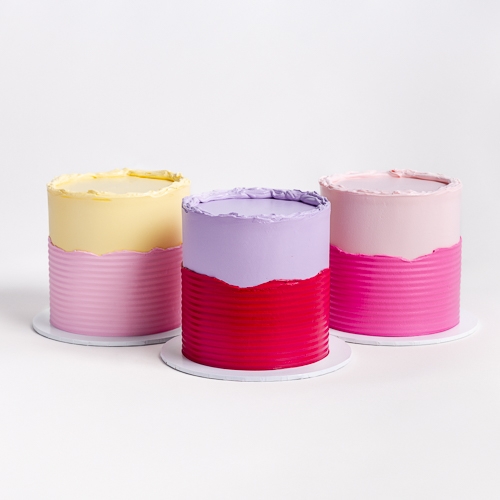 Picture of BUTTERCREAM CAKE | MID COMB PLAIN CAKE