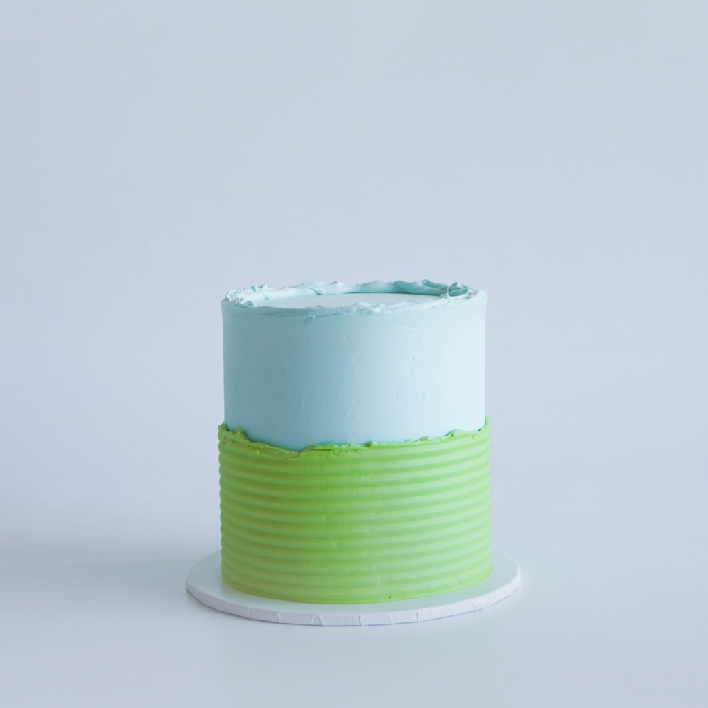 Buttercream Cake - Mid Comb Plain | Click & Collect | LaManna