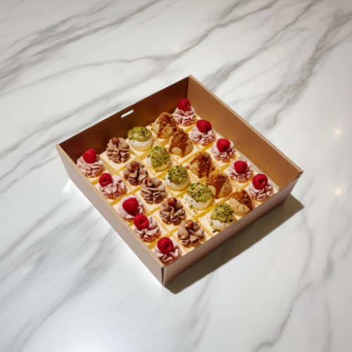 Assorted Mini Cheesecake Box 25 pieces