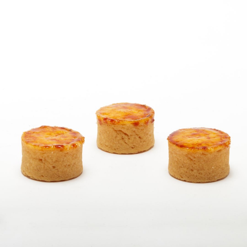 mini lemon brulee tart