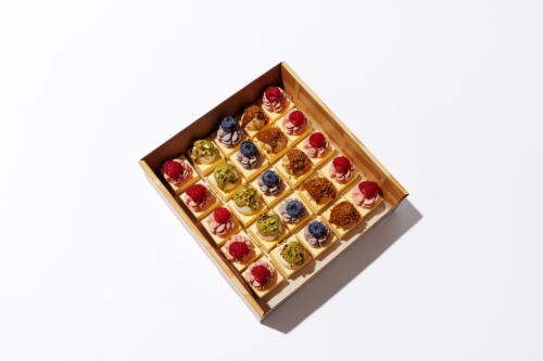 Mini Assorted Cheesecakes in a Box